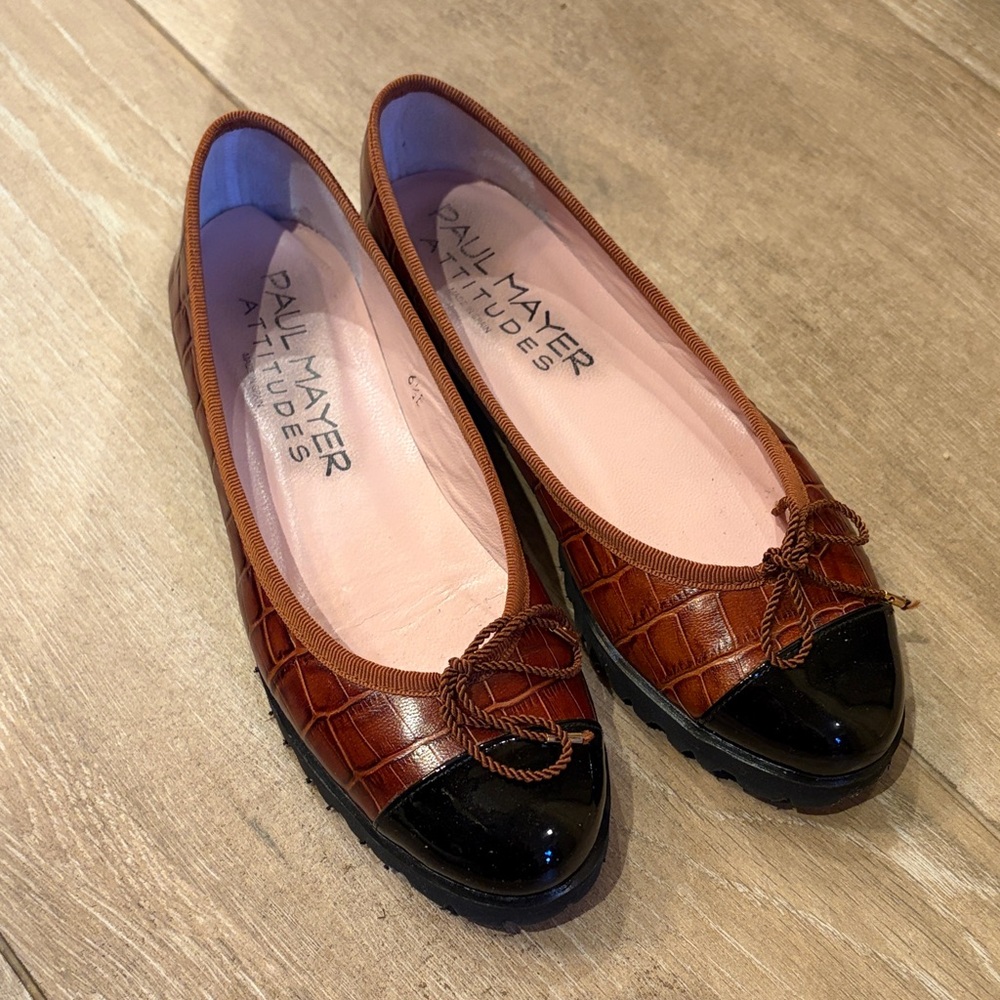 Paul Mayer Brandy Bergen Patent black and brandy flats with rubber sole